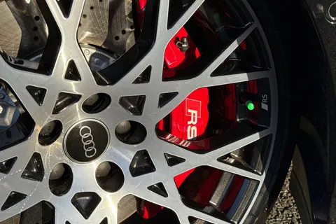  Audi RS 3 2.5 TFSI Carbon Vorsprung S Tronic quattro Euro 6 (s/s) 4dr Thumbnail #47