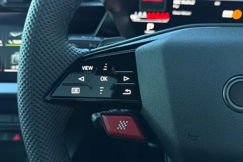  Audi RS 3 2.5 TFSI Carbon Vorsprung S Tronic quattro Euro 6 (s/s) 4dr Thumbnail #55