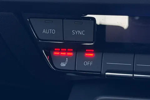  Audi RS 3 2.5 TFSI Carbon Vorsprung S Tronic quattro Euro 6 (s/s) 4dr Thumbnail #56