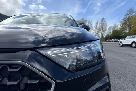  Audi A1 1.0 TFSI 30 S line Sportback Euro 6 (s/s) 5dr Thumbnail #24