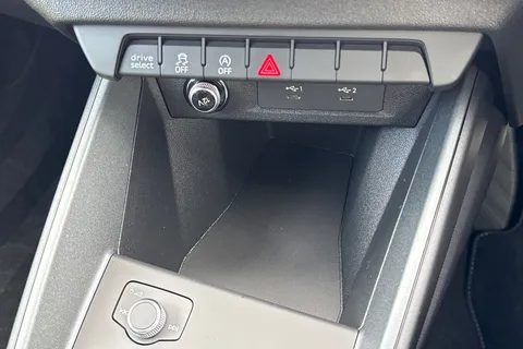  Audi A1 1.0 TFSI 30 S line Sportback Euro 6 (s/s) 5dr Thumbnail #43