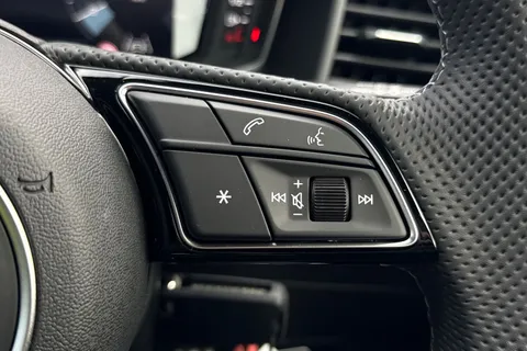  Audi A1 1.0 TFSI 30 S line Sportback Euro 6 (s/s) 5dr Thumbnail #50