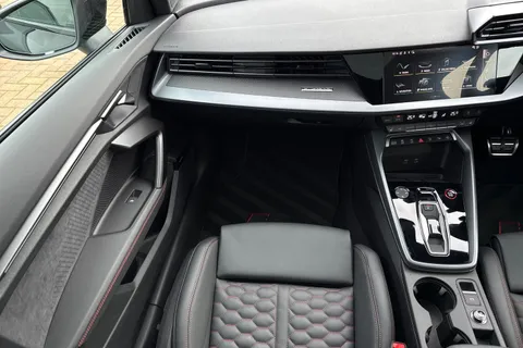  Audi RS 3 2.5 TFSI Carbon Vorsprung Sportback S Tronic quattro Euro 6 (s/s) 5dr Thumbnail #19