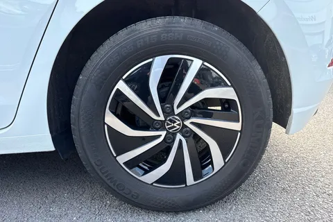 CY75DWP Volkswagen Polo 1.0 Life 80 PS 5dr⭐Parking sensors Front & Rear⭐ Thumbnail #11