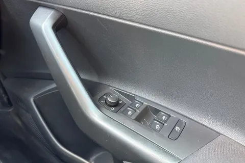 CY75DWP Volkswagen Polo 1.0 Life 80 PS 5dr⭐Parking sensors Front & Rear⭐ Thumbnail #21