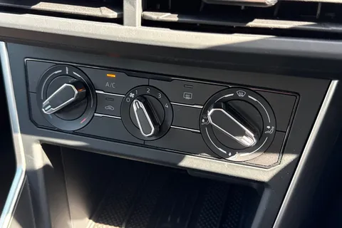 CY75DWP Volkswagen Polo 1.0 Life 80 PS 5dr⭐Parking sensors Front & Rear⭐ Thumbnail #22