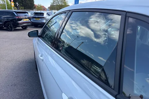 CY75DWP Volkswagen Polo 1.0 Life 80 PS 5dr⭐Parking sensors Front & Rear⭐ Thumbnail #31