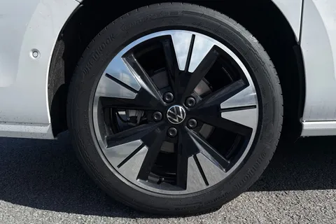 DG26BVA Volkswagen California Ocean T7 SWB 150 PS DSG - 19' Wheels /Tow Package Thumbnail #10