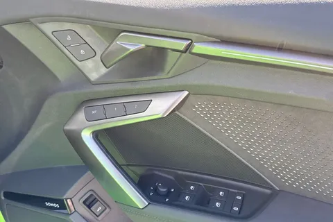 DL75RNZ Audi RS 3 RS 3 Sportback Carbon Black   400 PS S tronic Thumbnail #21