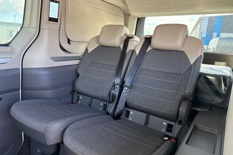 DG26BVA Volkswagen California Ocean T7 SWB 150 PS DSG - 19' Wheels /Tow Package Thumbnail #18