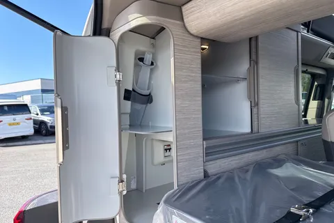 DG26BVA Volkswagen California Ocean T7 SWB 150 PS DSG - 19' Wheels /Tow Package Thumbnail #33