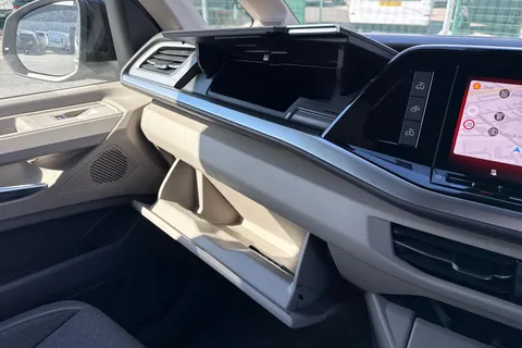 DG26BVA Volkswagen California Ocean T7 SWB 150 PS DSG - 19' Wheels /Tow Package Thumbnail #39