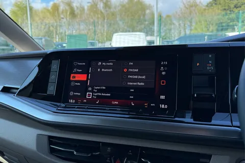 DG26BVA Volkswagen California Ocean T7 SWB 150 PS DSG - 19' Wheels /Tow Package Thumbnail #50