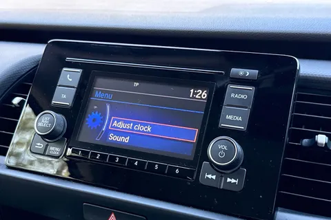 42 of 50 for Honda Jazz 1.5 h i-MMD SE eCVT Euro 6 (s/s) 5dr