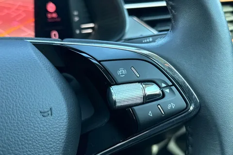 HG72OOJ Škoda Kamiq 1.0 TSI SE L Executive DSG Euro 6 (s/s) 5dr Thumbnail #36