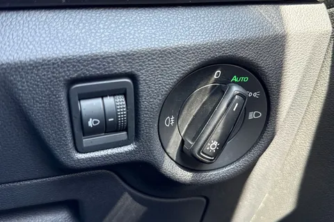 HG72OOJ Škoda Kamiq 1.0 TSI SE L Executive DSG Euro 6 (s/s) 5dr Thumbnail #38