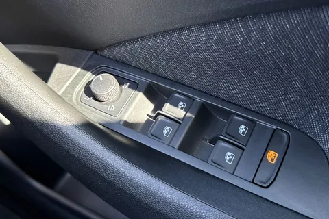 HG72OOJ Škoda Kamiq 1.0 TSI SE L Executive DSG Euro 6 (s/s) 5dr Thumbnail #39