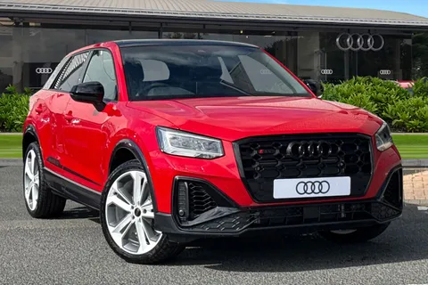 Audi SQ2 2.0 TFSI Black Edition S Tronic quattro Euro 6 (s/s) 5dr Thumbnail #2