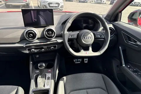 Audi SQ2 2.0 TFSI Black Edition S Tronic quattro Euro 6 (s/s) 5dr Thumbnail #18
