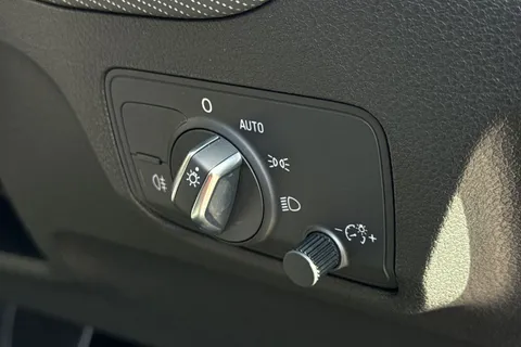 Audi SQ2 2.0 TFSI Black Edition S Tronic quattro Euro 6 (s/s) 5dr Thumbnail #43