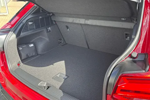 Audi SQ2 2.0 TFSI Black Edition S Tronic quattro Euro 6 (s/s) 5dr Thumbnail #47