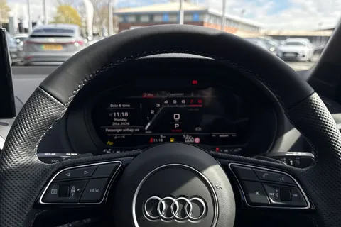 Audi SQ2 2.0 TFSI Black Edition S Tronic quattro Euro 6 (s/s) 5dr Thumbnail #50
