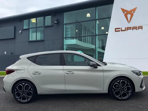 3 of 38 for CUPRA LEON 1.5 eTSI 150 V1 5dr DSG
