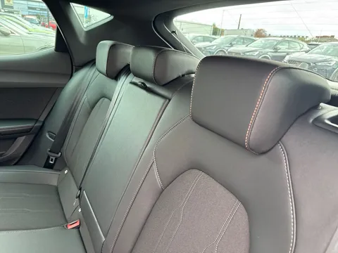 14 of 38 for CUPRA LEON 1.5 eTSI 150 V1 5dr DSG