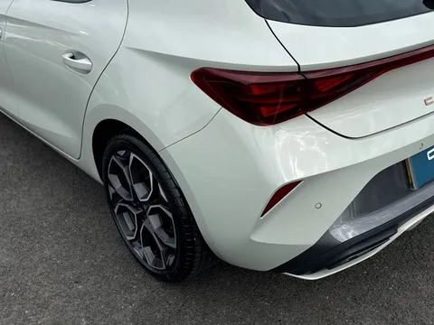 16 of 38 for CUPRA LEON 1.5 eTSI 150 V1 5dr DSG