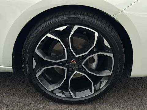 24 of 38 for CUPRA LEON 1.5 eTSI 150 V1 5dr DSG