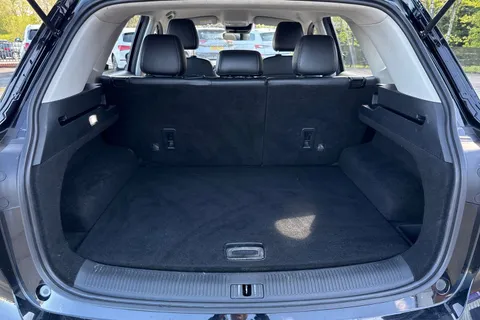 CJ72GDE MG Mg Hs 1.5 T-GDI Excite DCT Euro 6 (s/s) 5dr Thumbnail #8