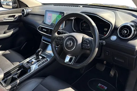 CJ72GDE MG Mg Hs 1.5 T-GDI Excite DCT Euro 6 (s/s) 5dr Thumbnail #15