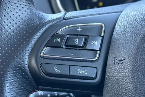 CJ72GDE MG Mg Hs 1.5 T-GDI Excite DCT Euro 6 (s/s) 5dr Thumbnail #38