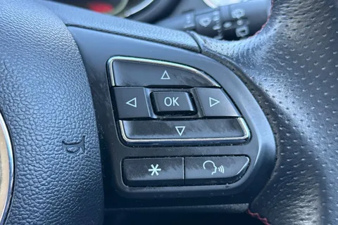 CJ72GDE MG Mg Hs 1.5 T-GDI Excite DCT Euro 6 (s/s) 5dr Thumbnail #40