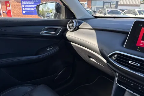 CJ72GDE MG Mg Hs 1.5 T-GDI Excite DCT Euro 6 (s/s) 5dr Thumbnail #46