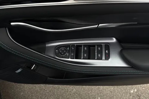 DC75SNY BYD Seal U 1.5 18.3kWh Boost CVT Auto Euro 6 (s/s) 5dr Thumbnail #19