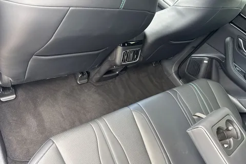 DC75SNY BYD Seal U 1.5 18.3kWh Boost CVT Auto Euro 6 (s/s) 5dr Thumbnail #32