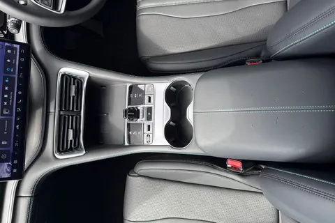 DC75SNY BYD Seal U 1.5 18.3kWh Boost CVT Auto Euro 6 (s/s) 5dr Thumbnail #38