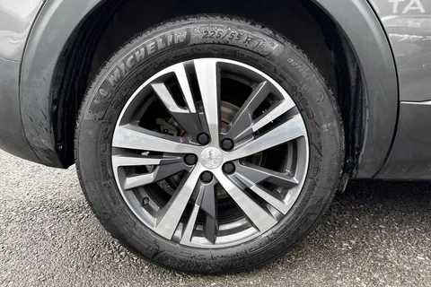 FV73LTF PEUGEOT 5008 1.5 BlueHDi Allure Premium + SUV 5dr Diesel EAT Euro 6 (s/s) (130 ps) Thumbnail #11