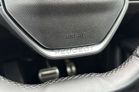 FV73LTF PEUGEOT 5008 1.5 BlueHDi Allure Premium + SUV 5dr Diesel EAT Euro 6 (s/s) (130 ps) Thumbnail #42