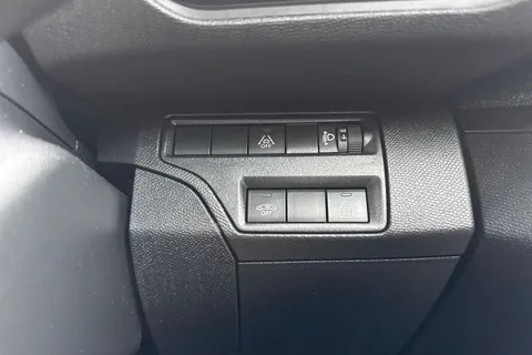 FV73LTF PEUGEOT 5008 1.5 BlueHDi Allure Premium + SUV 5dr Diesel EAT Euro 6 (s/s) (130 ps) Thumbnail #44