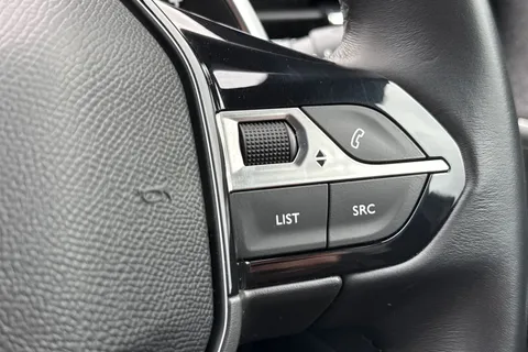 FV73LTF PEUGEOT 5008 1.5 BlueHDi Allure Premium + SUV 5dr Diesel EAT Euro 6 (s/s) (130 ps) Thumbnail #45