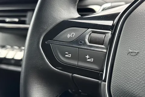 FV73LTF PEUGEOT 5008 1.5 BlueHDi Allure Premium + SUV 5dr Diesel EAT Euro 6 (s/s) (130 ps) Thumbnail #46