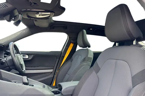 OV72LYW Polestar Polestar 2 350kW 78kWh LR DM [Plus/Performance] 5dr 4WD Auto Thumbnail #17