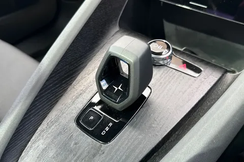 OV72LYW Polestar Polestar 2 350kW 78kWh LR DM [Plus/Performance] 5dr 4WD Auto Thumbnail #24