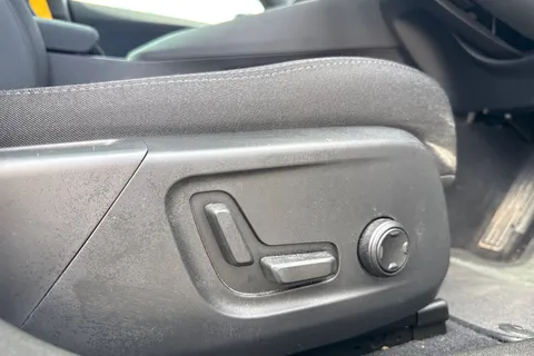 OV72LYW Polestar Polestar 2 350kW 78kWh LR DM [Plus/Performance] 5dr 4WD Auto Thumbnail #40