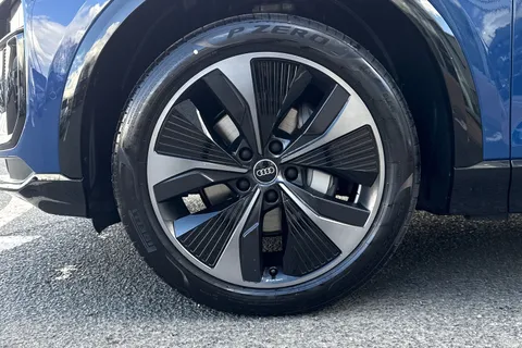  Audi Q6 E-Tron 100kWh Performance Black Edition Auto 5dr Thumbnail #11