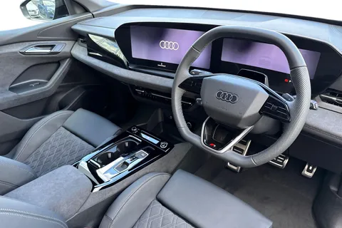  Audi Q6 E-Tron 100kWh Performance Black Edition Auto 5dr Thumbnail #14