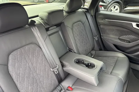  Audi A6 Saloon 2.0 TFSI Edition 1 S Tronic Euro 6 (s/s) 4dr Thumbnail #19