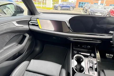  Audi A6 Saloon 2.0 TFSI Edition 1 S Tronic Euro 6 (s/s) 4dr Thumbnail #20